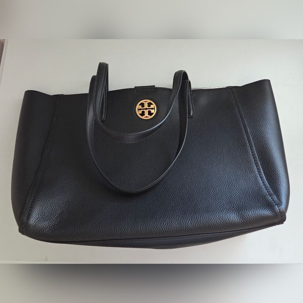 NWOT! Tory Burch Carson Black Leather Tote Bag - Picture 2 of 13